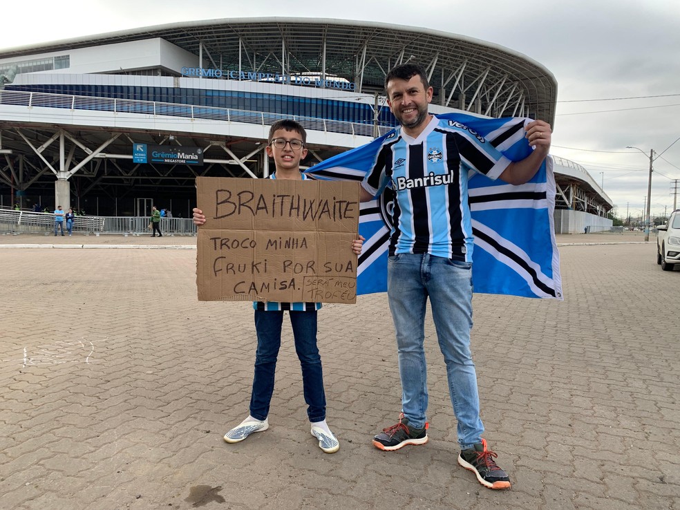 Felipe (esquerda) e Amauri (direito) saíram de Panambi para o jogo da volta da Arena — Foto: João Victor Teixeira