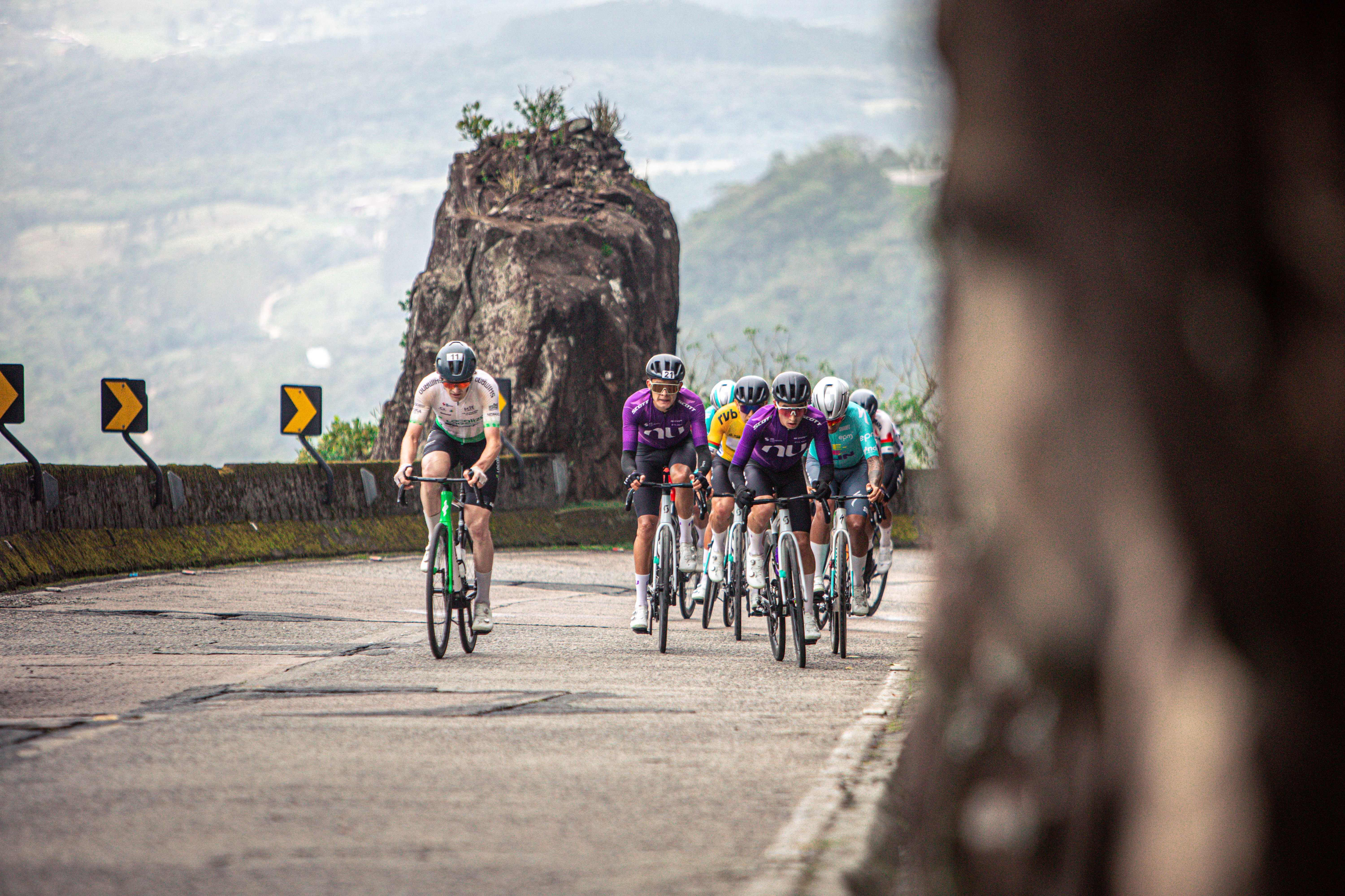 Colombianos dominam o pódio da quarta etapa da Volta Ciclística de SC; veja resultados