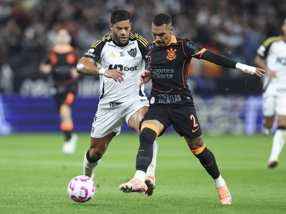 Hulk em campo durante a partida entre Corinthians e Atlético-MG pela 29ª rodada do Brasileirão 2025.