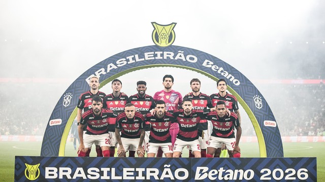 Time do Flamengo posado antes de enfrentar o Cruzeiro no Maracanã