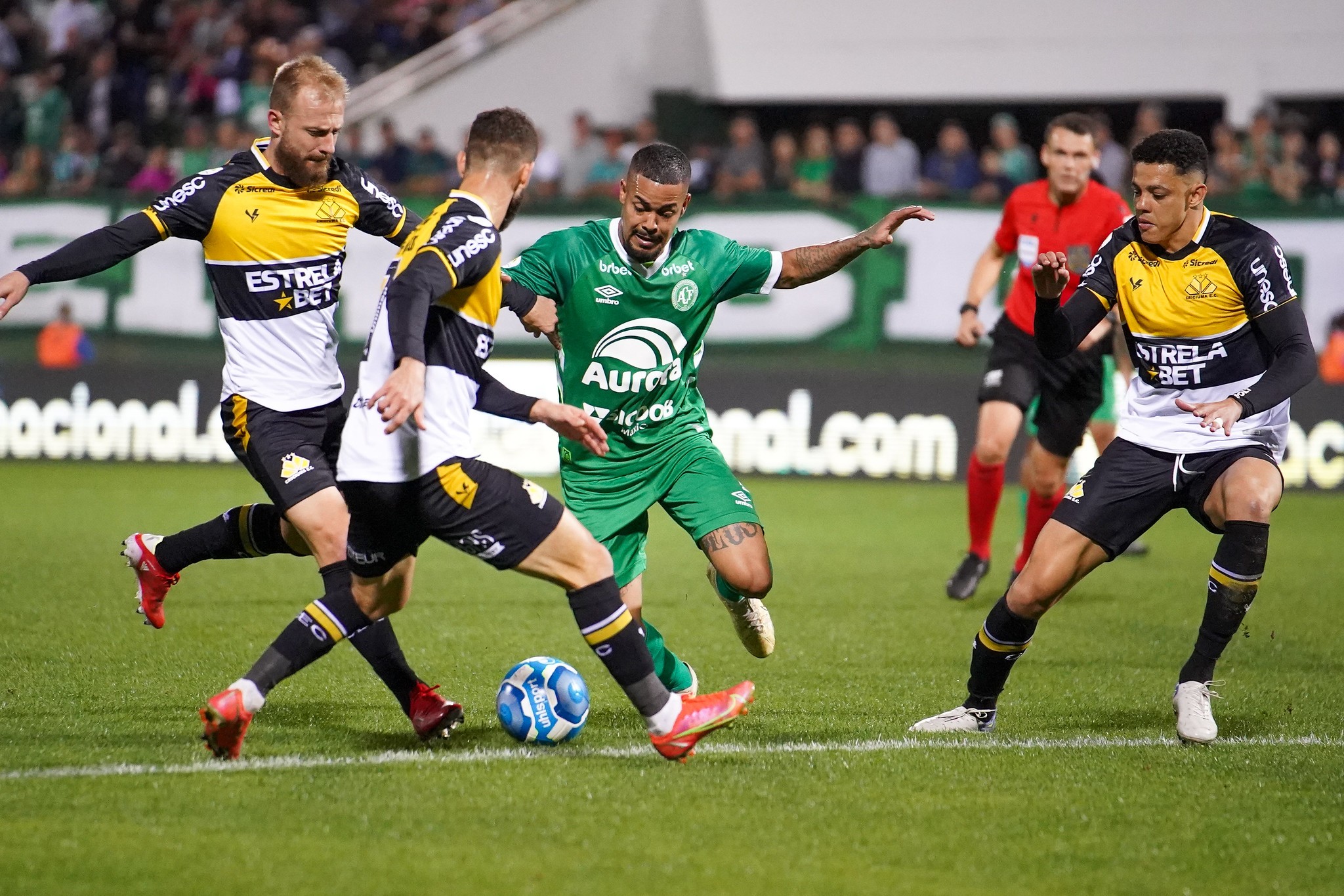 CBF altera data de Criciúma x Chapecoense | Ge