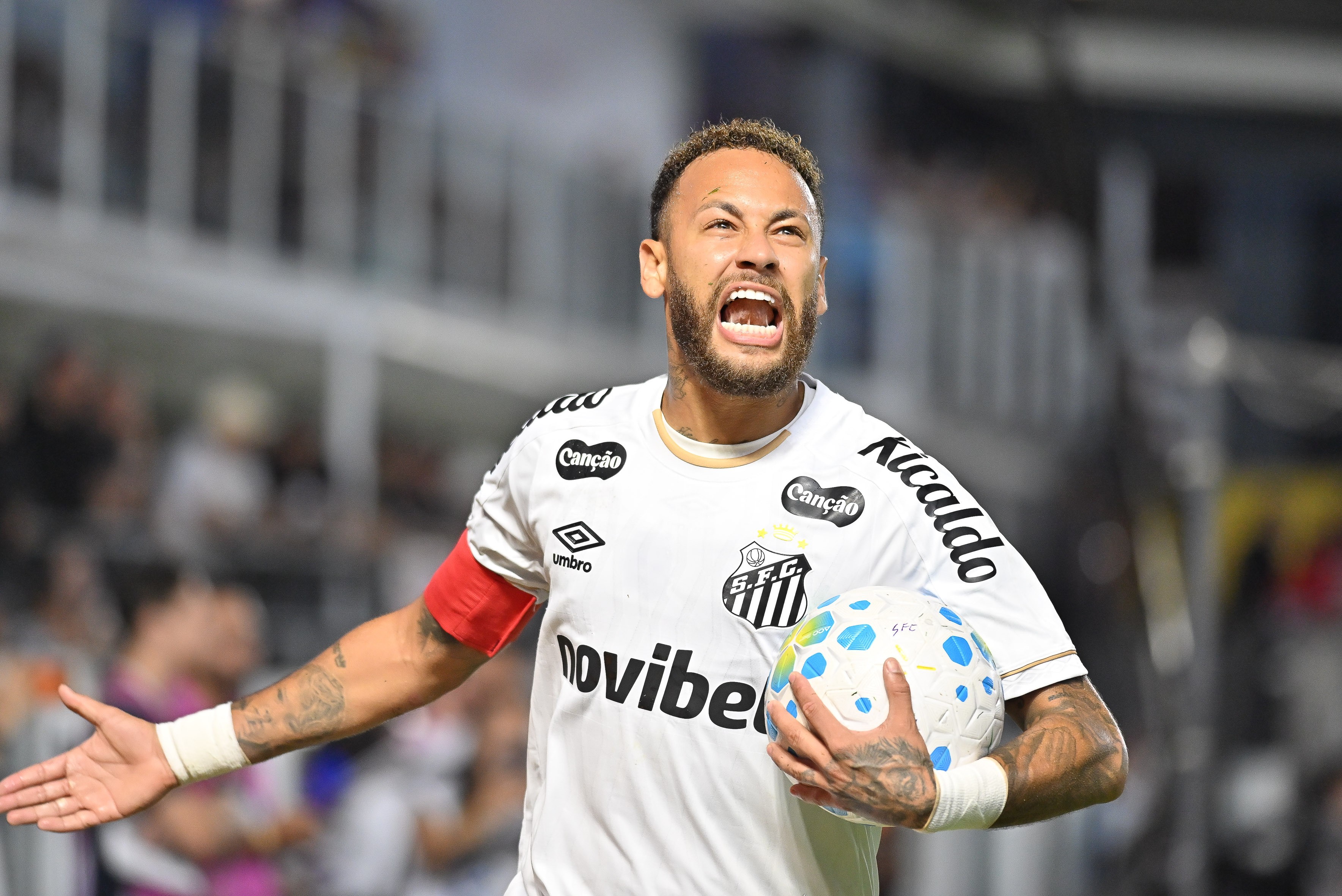 Neymar chega a Belém para jogo decisivo contra o Remo na Copa do Brasil