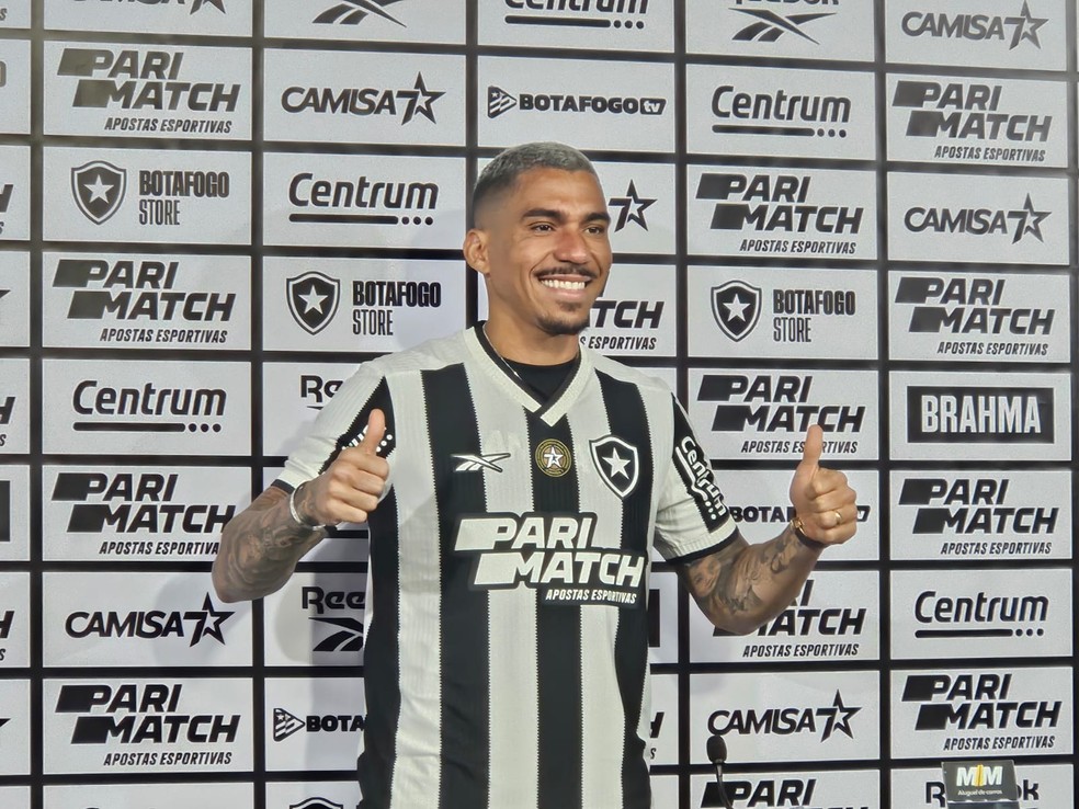 Allan chegou ao Botafogo na última temporada — Foto: Giba Perez