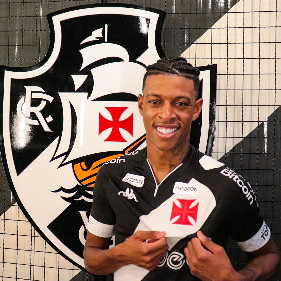 Vasco anuncia a contratação de Robson Bambu | Ge