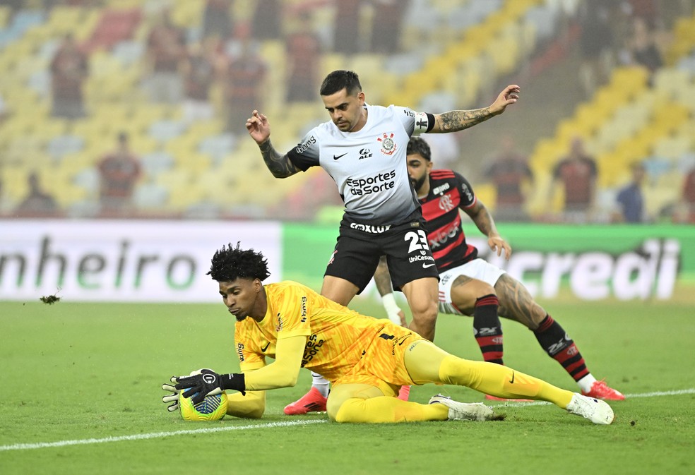 Corinthians encara o Flamengo para buscar vaga na final da Copa do Brasil