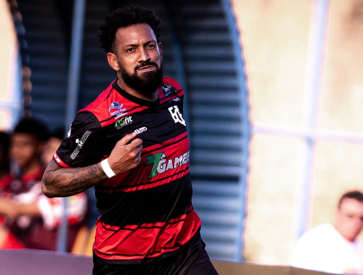 Pelo Flamengo-PI, Everton Heleno se isola na artilharia do Piauiense Série B: "Temporada maravilhosa"