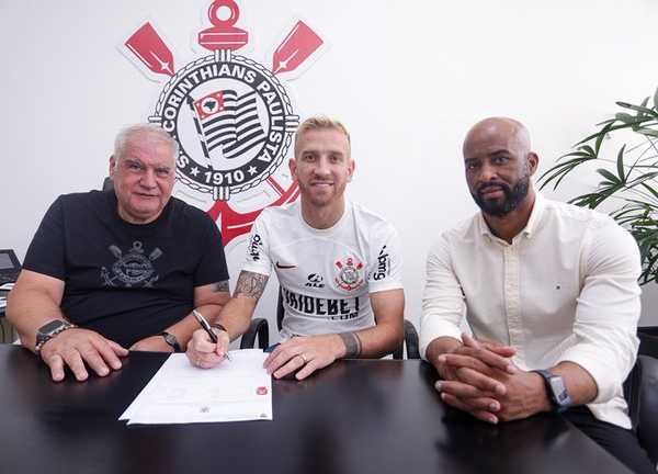 Corinthians investe mais de R$ 131 milhões em contratações para 2024