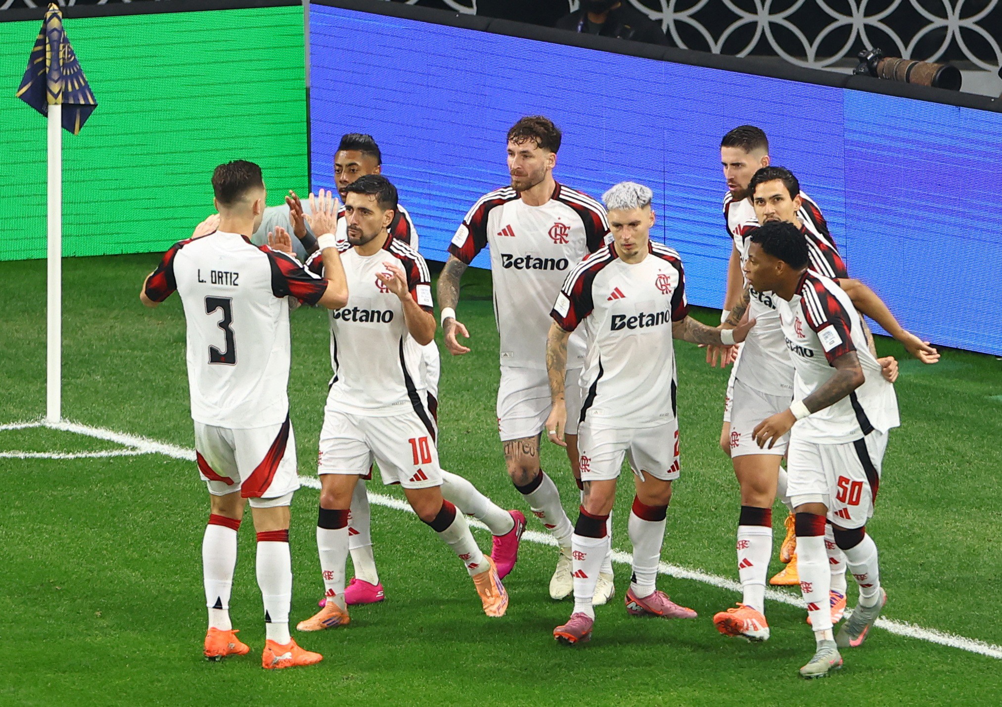 Flamengo é o último a voltar aos treinos na Série A, enquanto rivais aceleram preparações