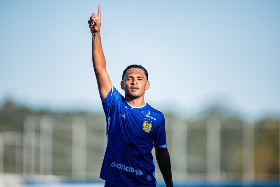 Renanzinho fez o gol do t&iacute;tulo amazonense deste ano pelo Nacional &mdash; Foto: Larissa Silva/Acesso Imagens