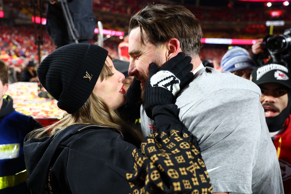 Comissário da NFL admite interesse em ter Taylor Swift no show do Super Bowl