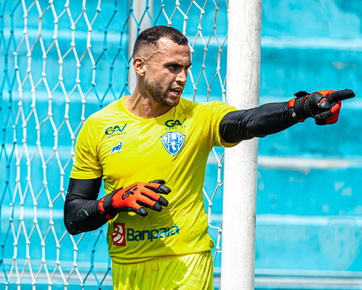 Água Santa anuncia dois jogadores para reforçar o meio de campo