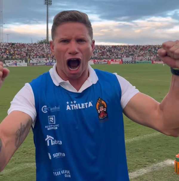 Ex-cruzeirense Sandro garante acesso como treinador no futebol baiano