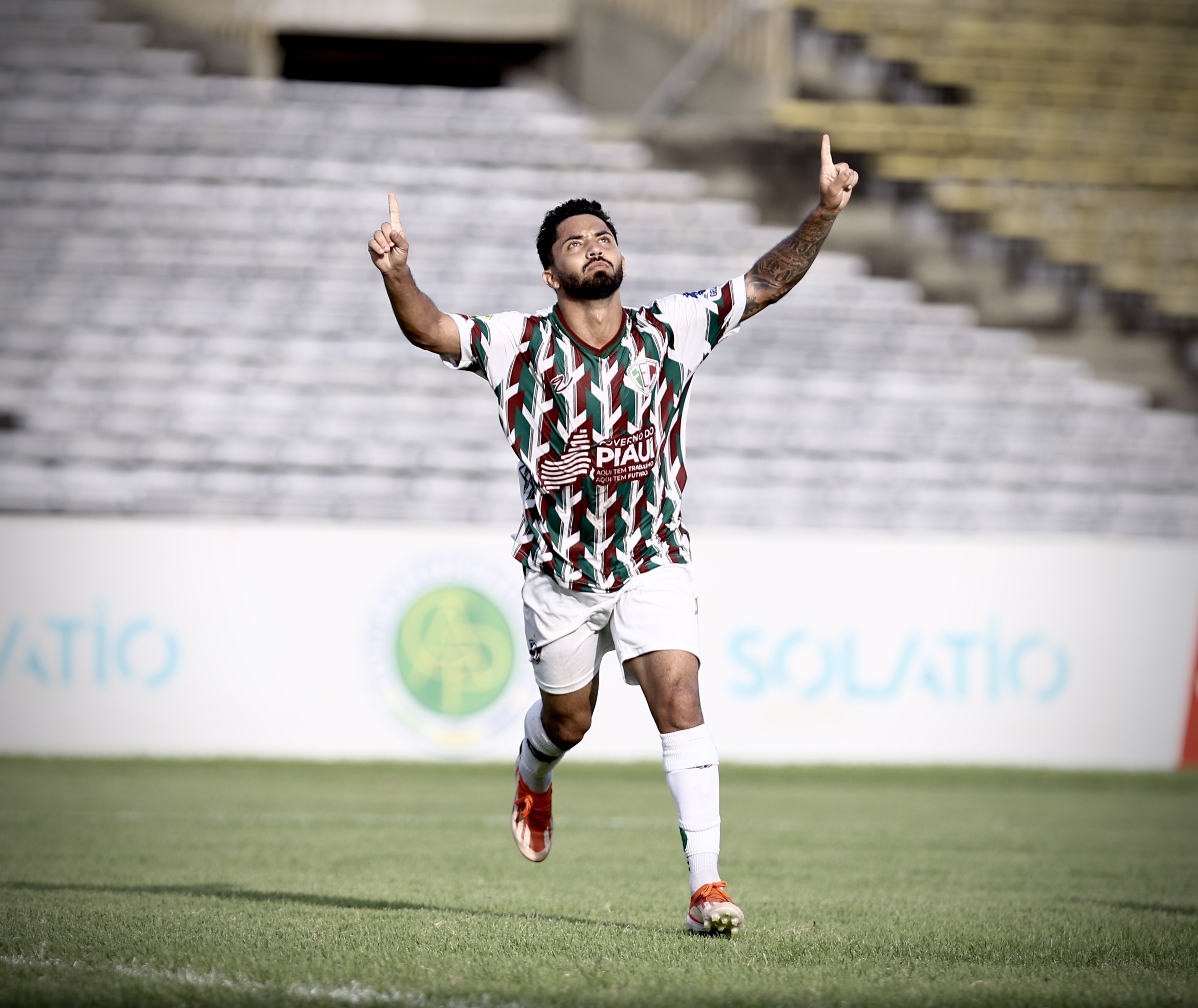 Fluminense-PI acerta com atacante Romarinho e confirma retorno de volante ex-River-PI
