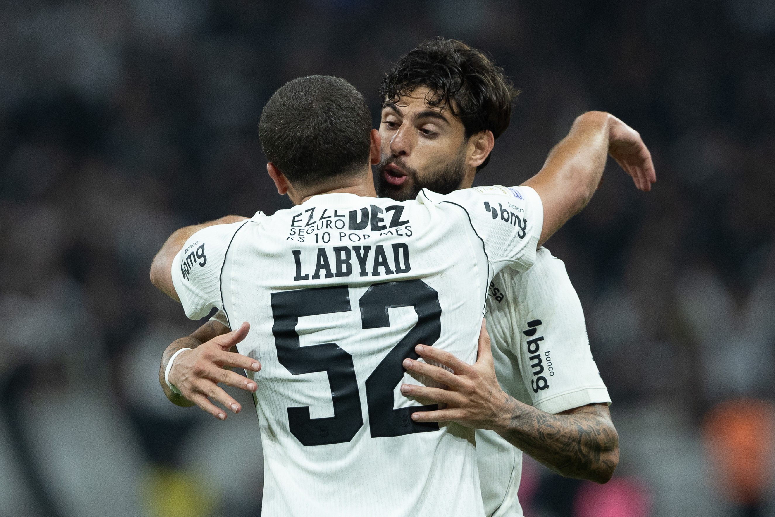 Labyad Brilha na Vitória do Corinthians e Realiza Sonho de Criança na Artilharia