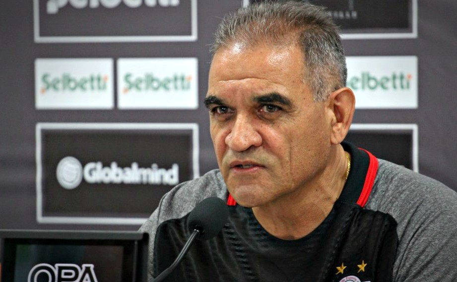 Joinville anuncia ex-zagueiro histórico do clube como novo diretor de futebol