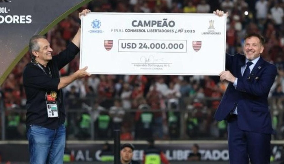 Flamengo recebeu 24 milhes de dlares pelo ttulo da Libertadores  Foto: Reproduo/Conmebol