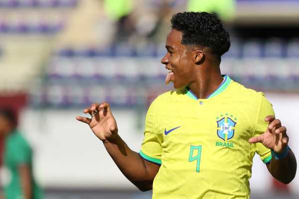 Abel quer reforço para repor saída de Endrick no Palmeiras: 