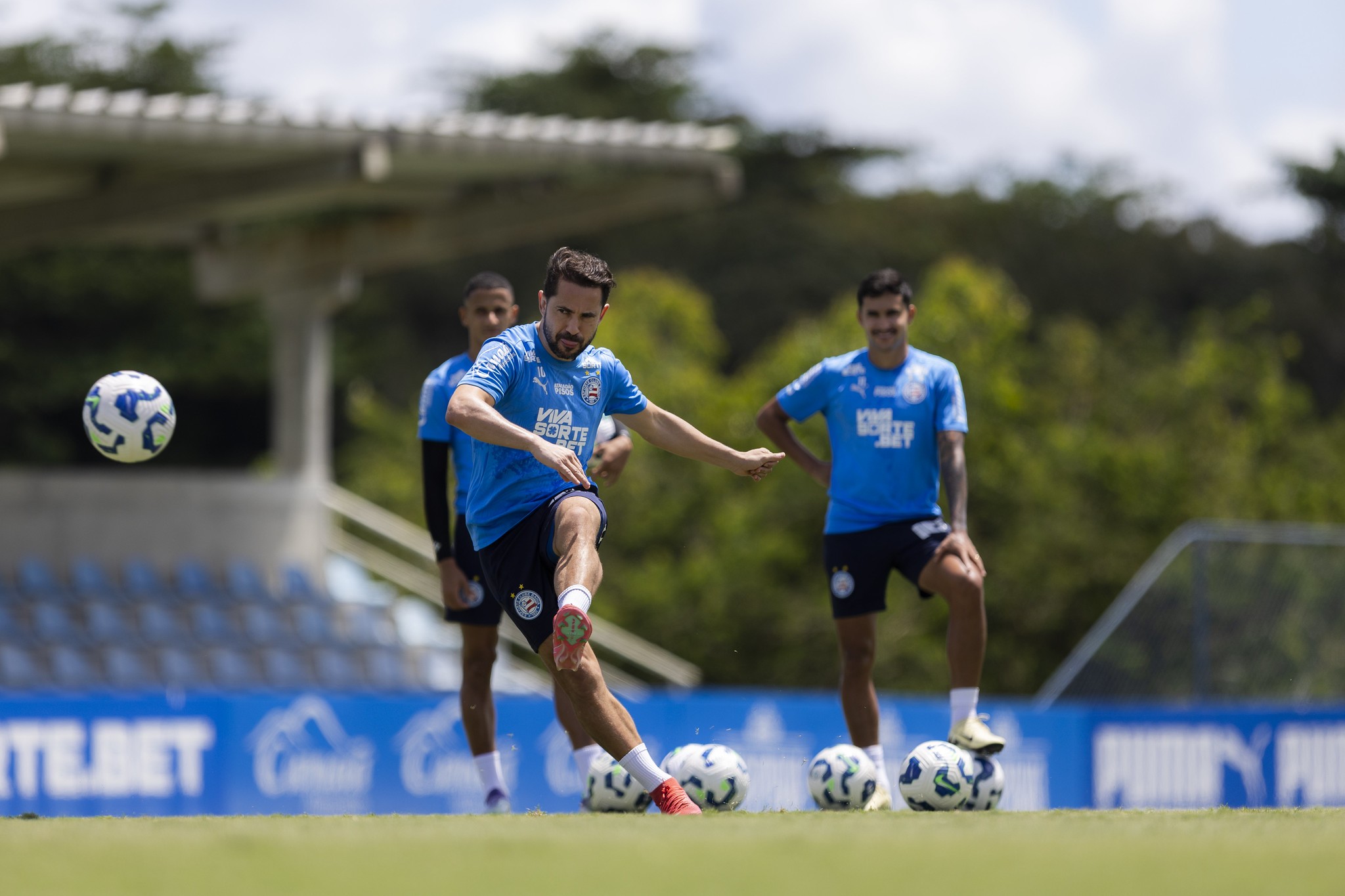 Escalação do Bahia contra o Palmeiras: veja time provável