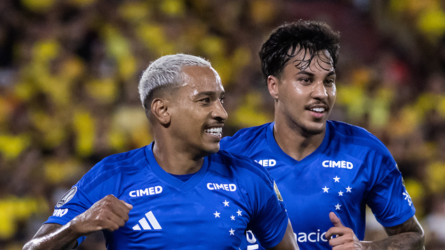 Barcelona-EQU x Cruzeiro, no Estádio Monumental Isidro Romero Carbo, em Guayaquil-EQU