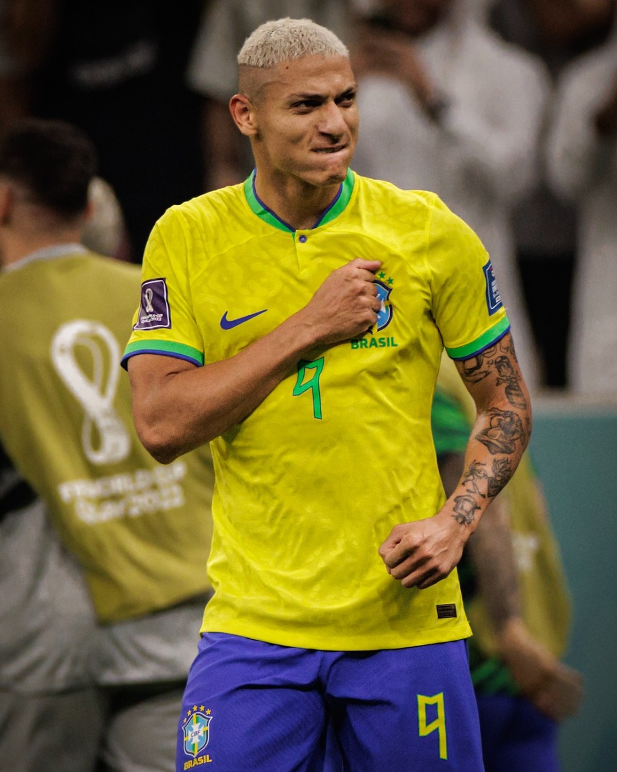 Dupla brasileira brilha e ajuda times ingleses na Liga Europa; veja o  resumo dos jogos 