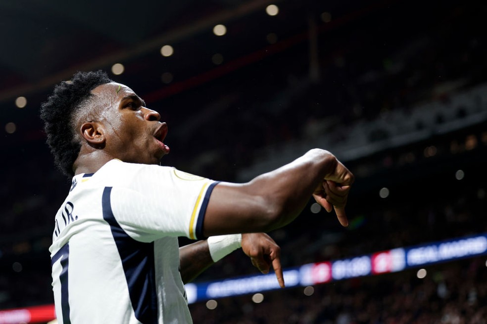 Vinicius Junior n&atilde;o tem se intimidado com os epis&oacute;dios de racismo da torcida do Atl&eacute;tico &mdash; Foto: Getty Images