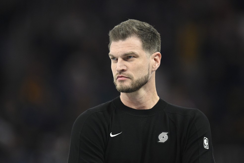 Tiago Splitter deve permanecer como técnico principal dos Blazers até o fim da temporada — Foto: Eakin Howard/Getty Images