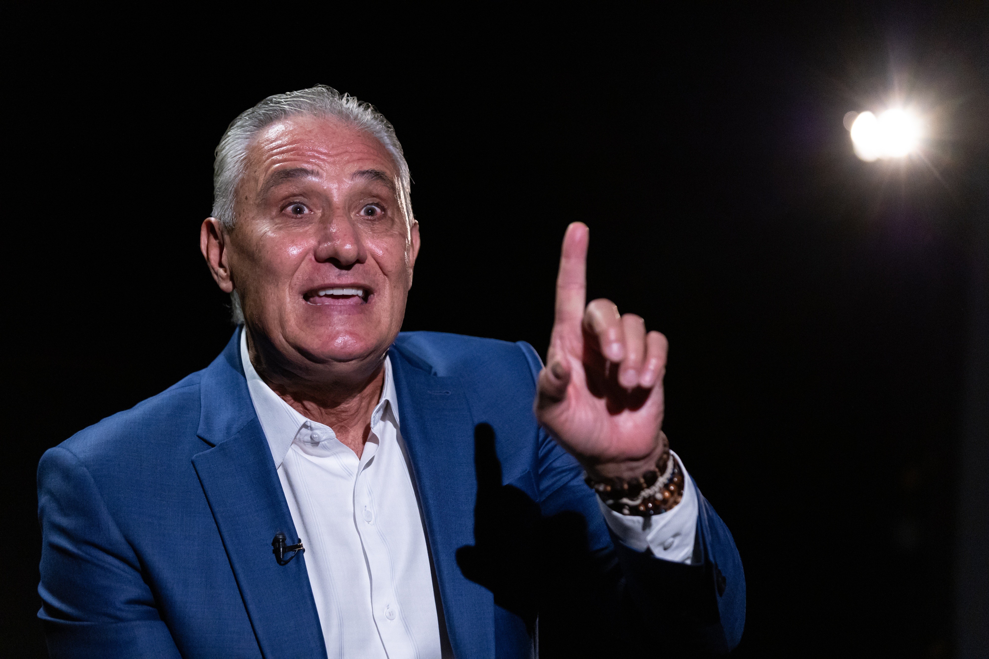Botafogo se reúne com Tite e tenta convencer o técnico a assumir a equipe