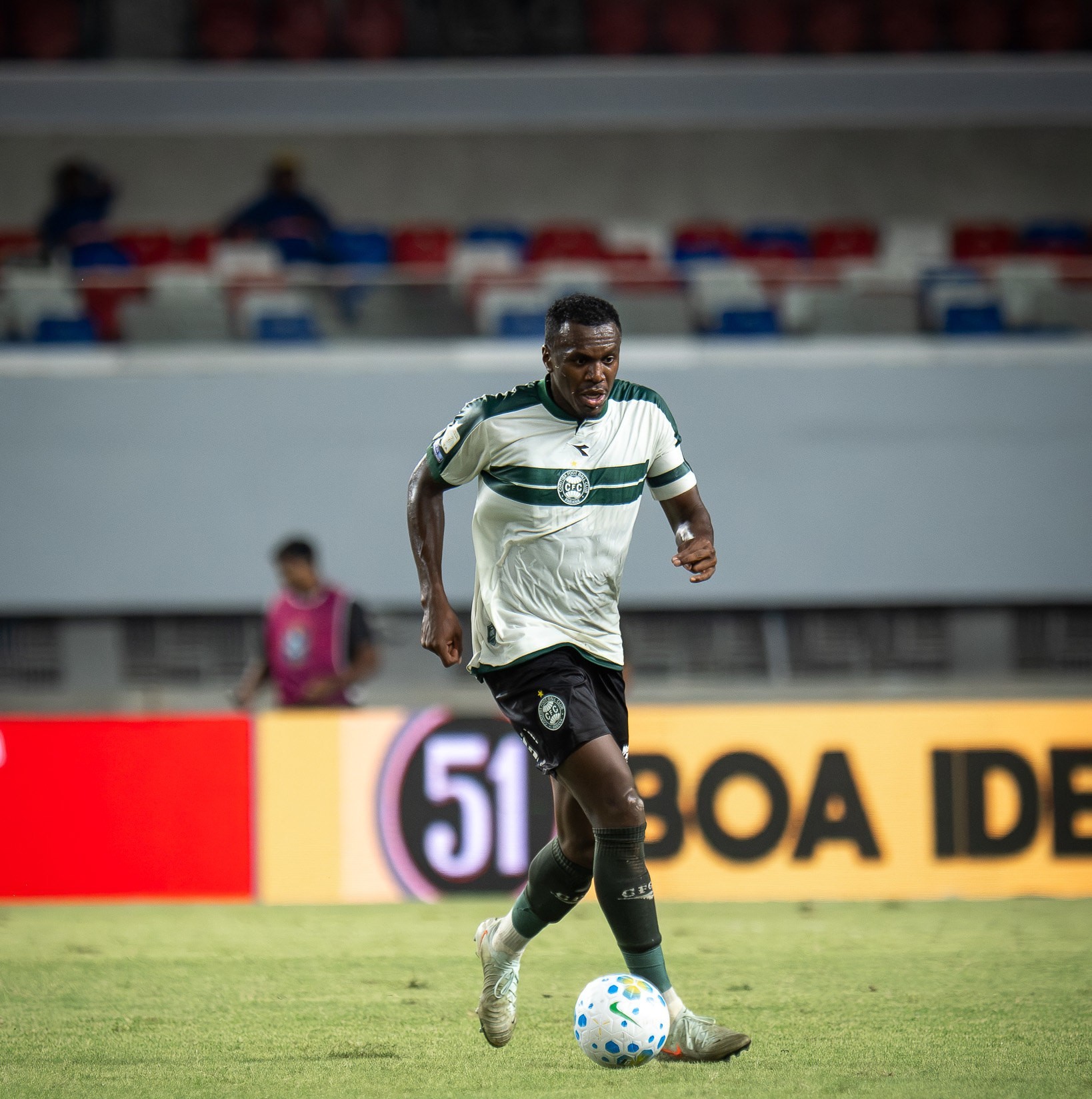 Coritiba inicia preparação para enfrentar o Mirassol com Jacy e Josué como dúvidas