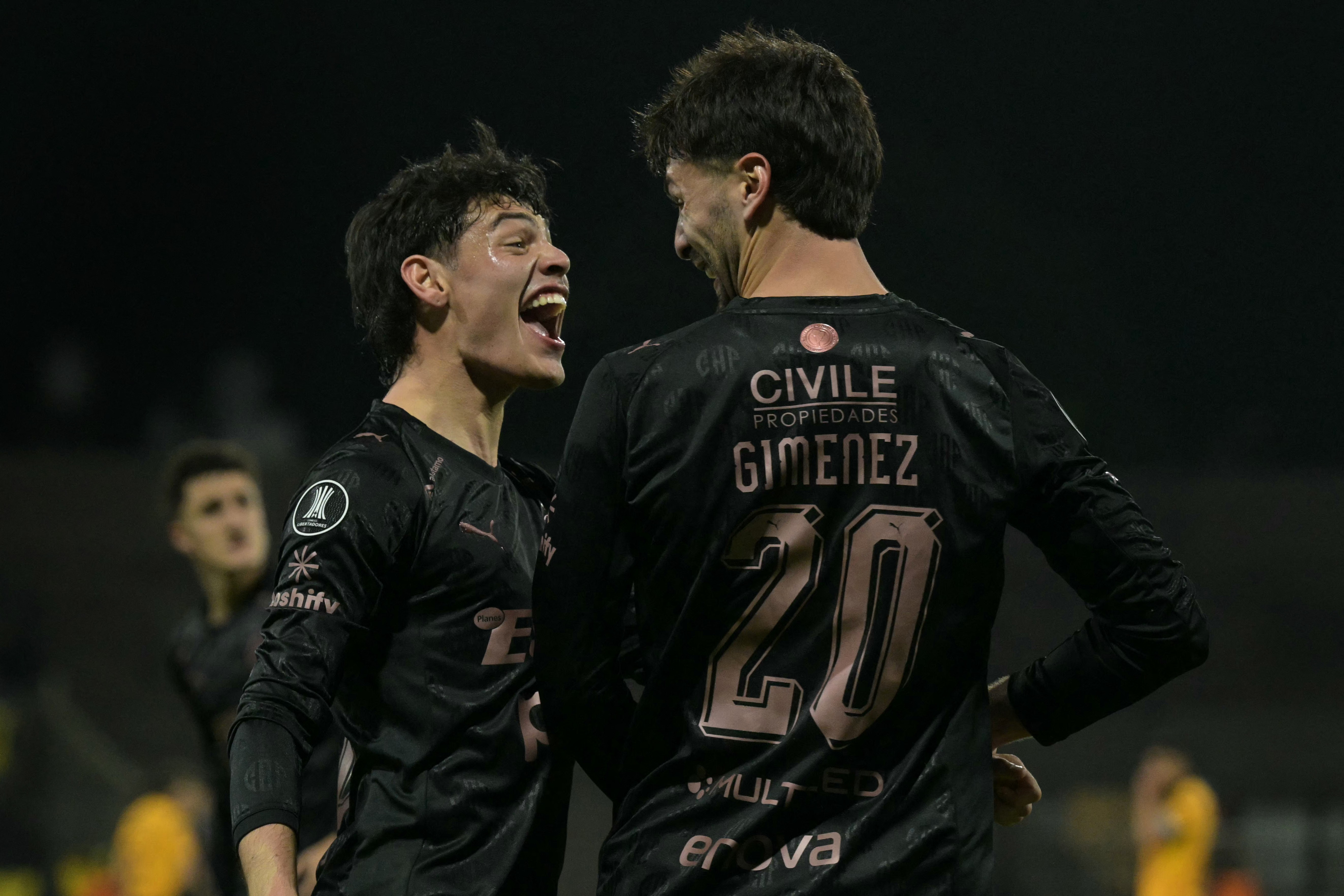 Fluminense enfrenta Platense nas quartas da Libertadores em duelo inédito