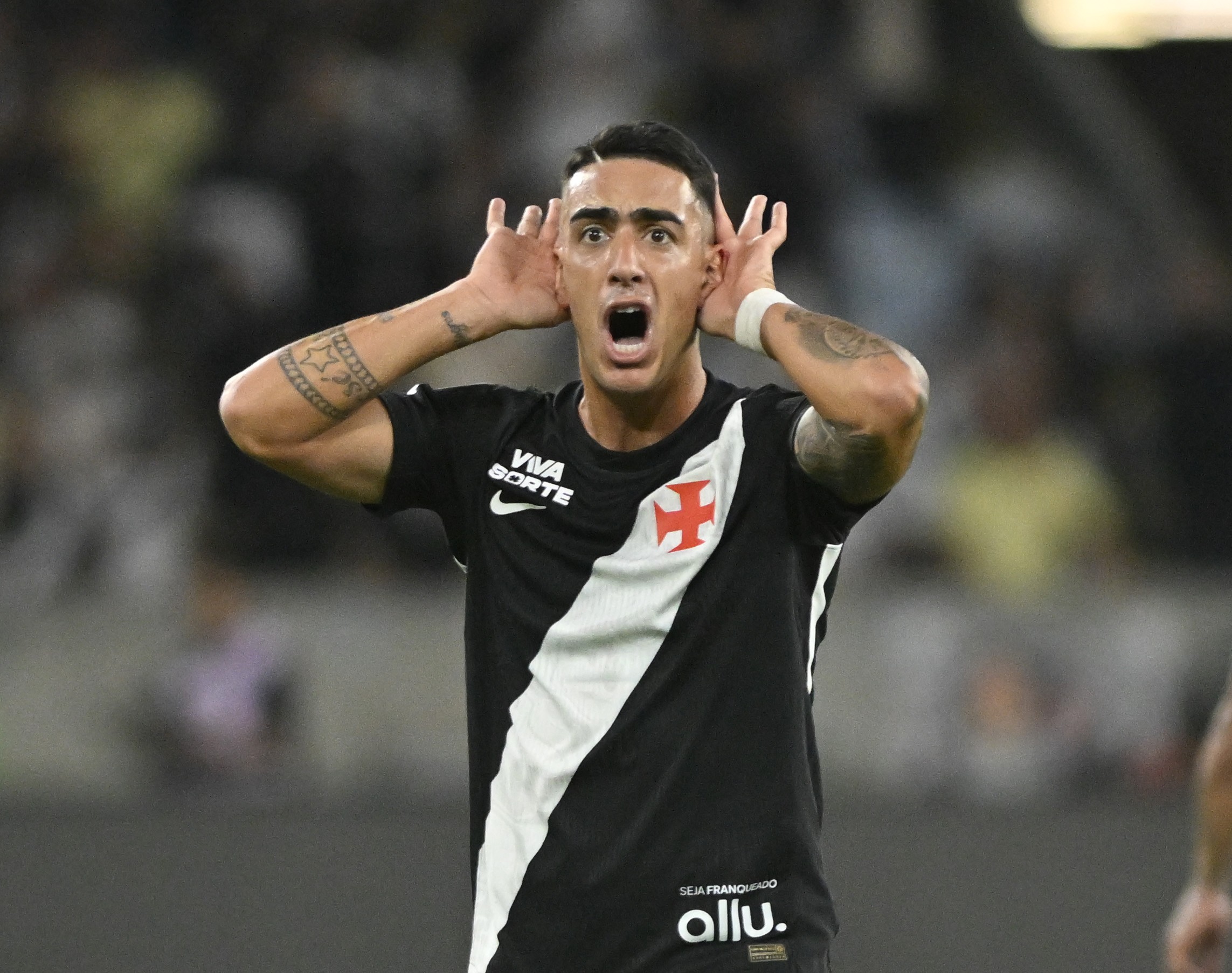 Escalação do Vasco: Puma será titular contra o Corinthians, e Marino pode ganhar chance