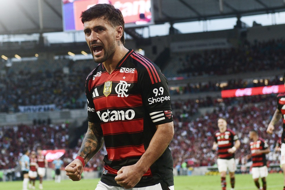 Arrascaeta comemora um gol pelo Flamengo no Maracan  Foto: Alexandre Duro