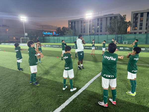Palmeiras inaugura em Dubai sua primeira escola fora do Brasil; saiba onde serão as duas próximas