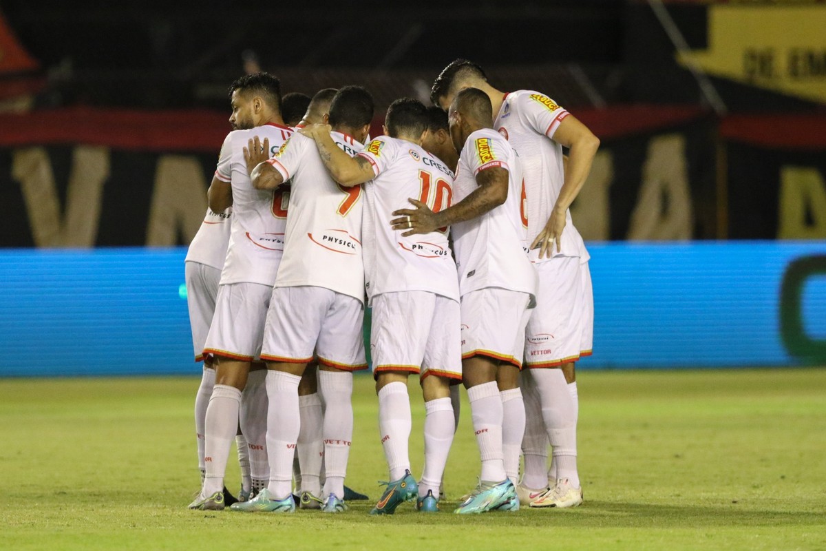 Sport mantém resiliência e vence Chapecoense na Série B