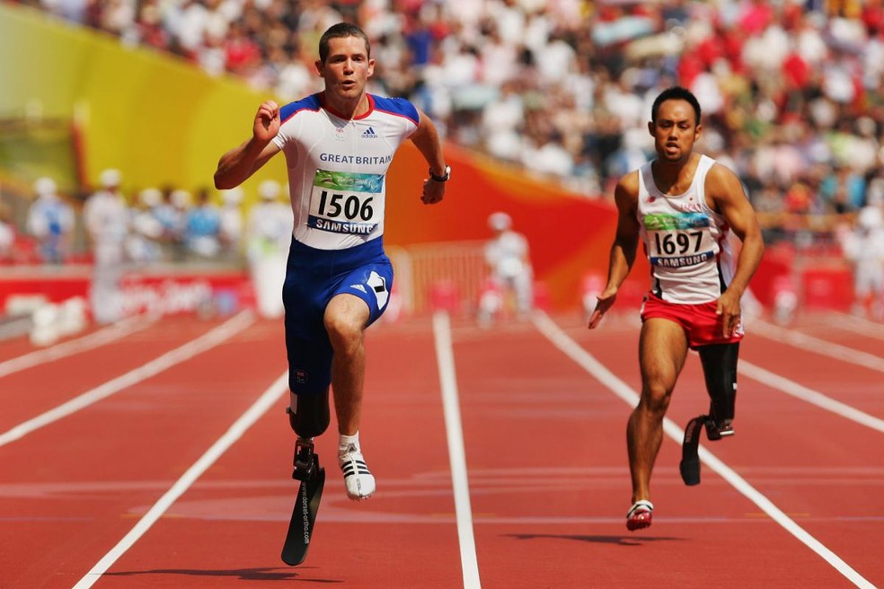 Atletas com deficiência leve vão à Paralimpíada após tentar