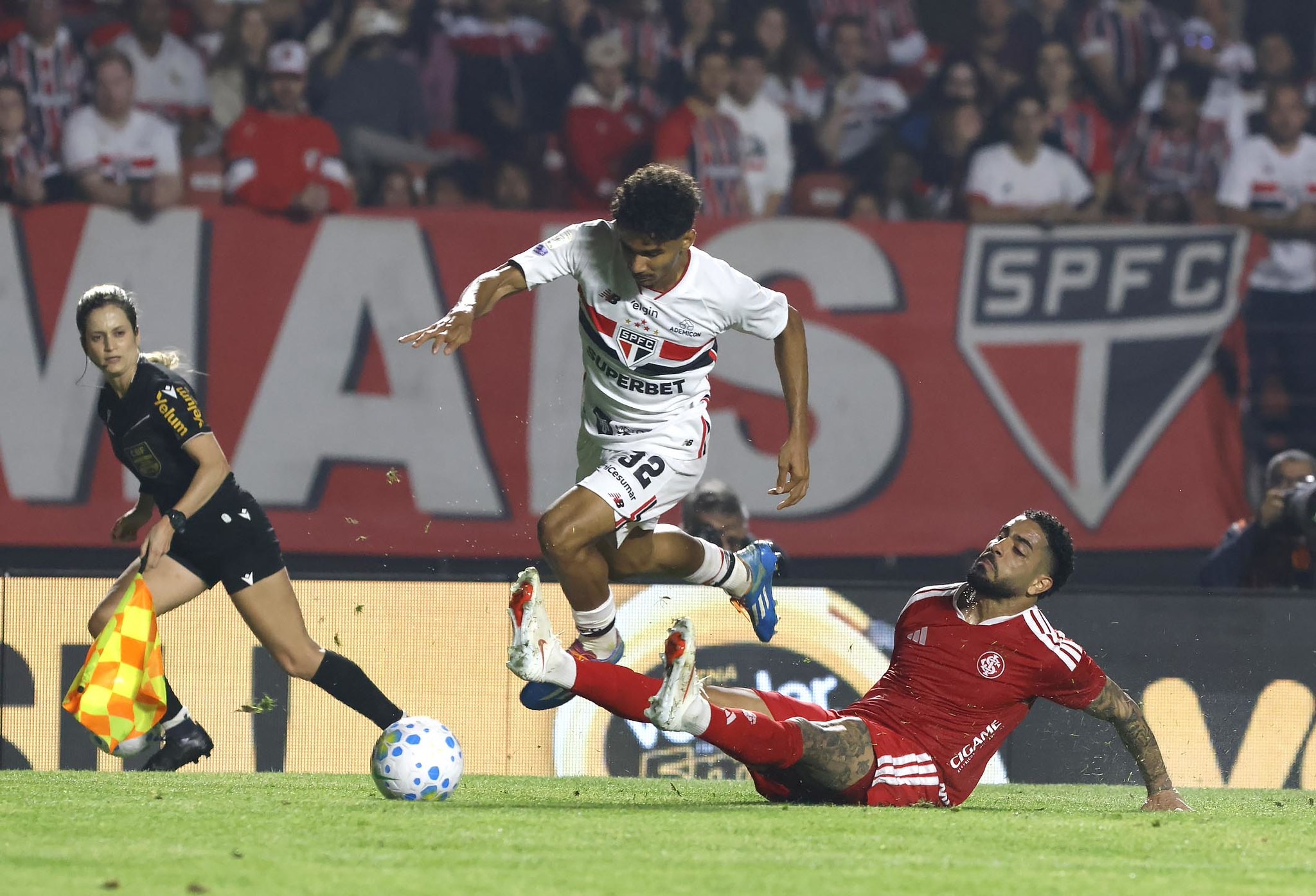 Pedro Lima se torna o sexto lateral-direito utilizado pelo São Paulo no ano