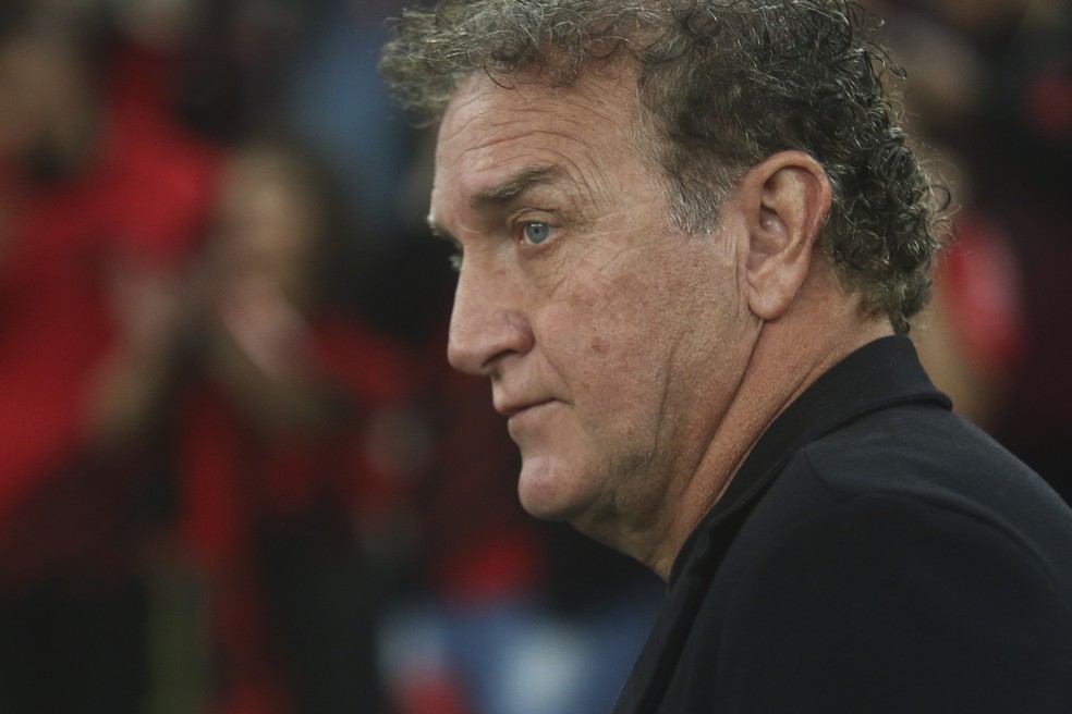 Cuca, ex-treinador do Athletico
