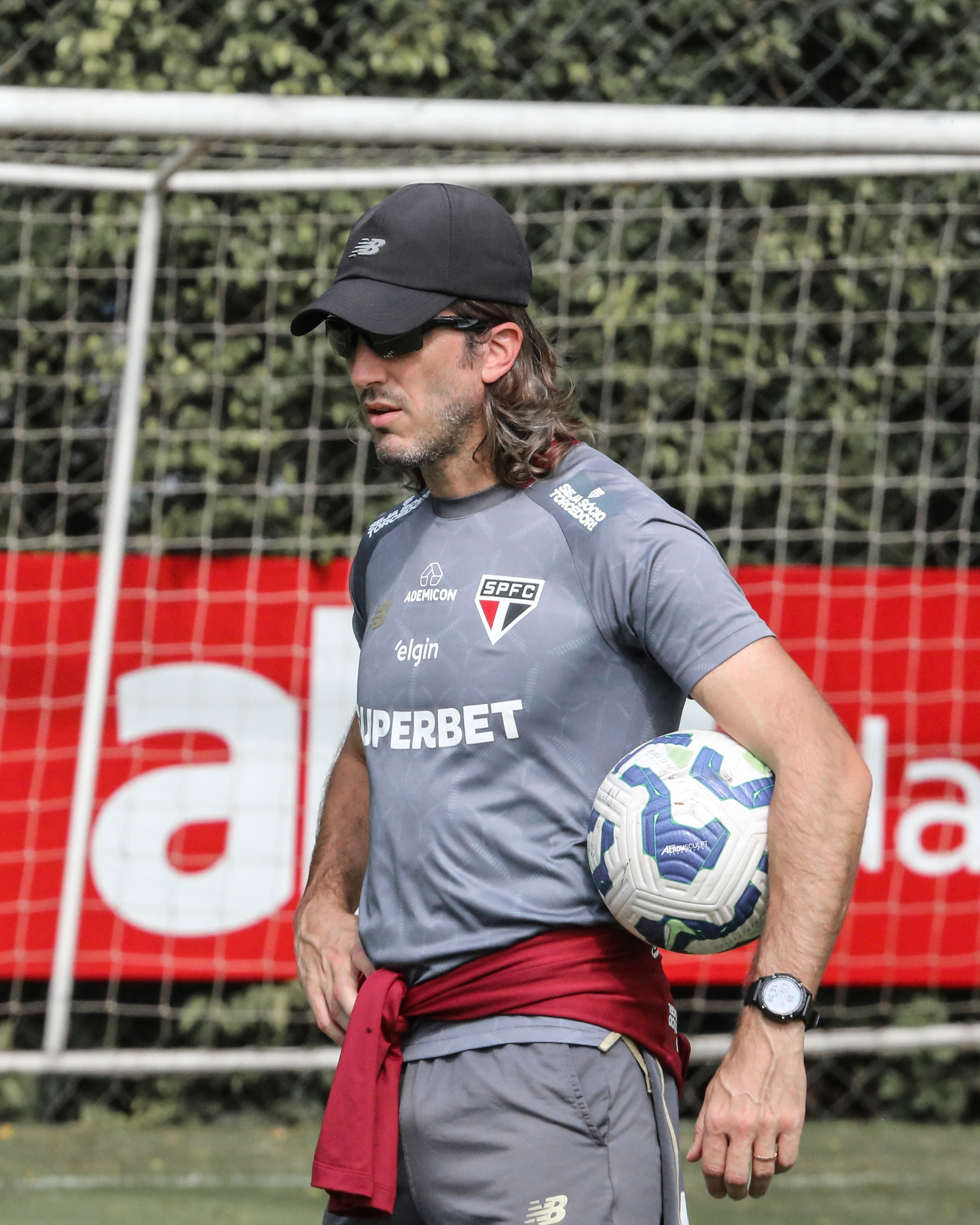 PRÓXIMO CONFRONTO! Zubeldía busca alternativas em apresentação do São Paulo x Mirassol