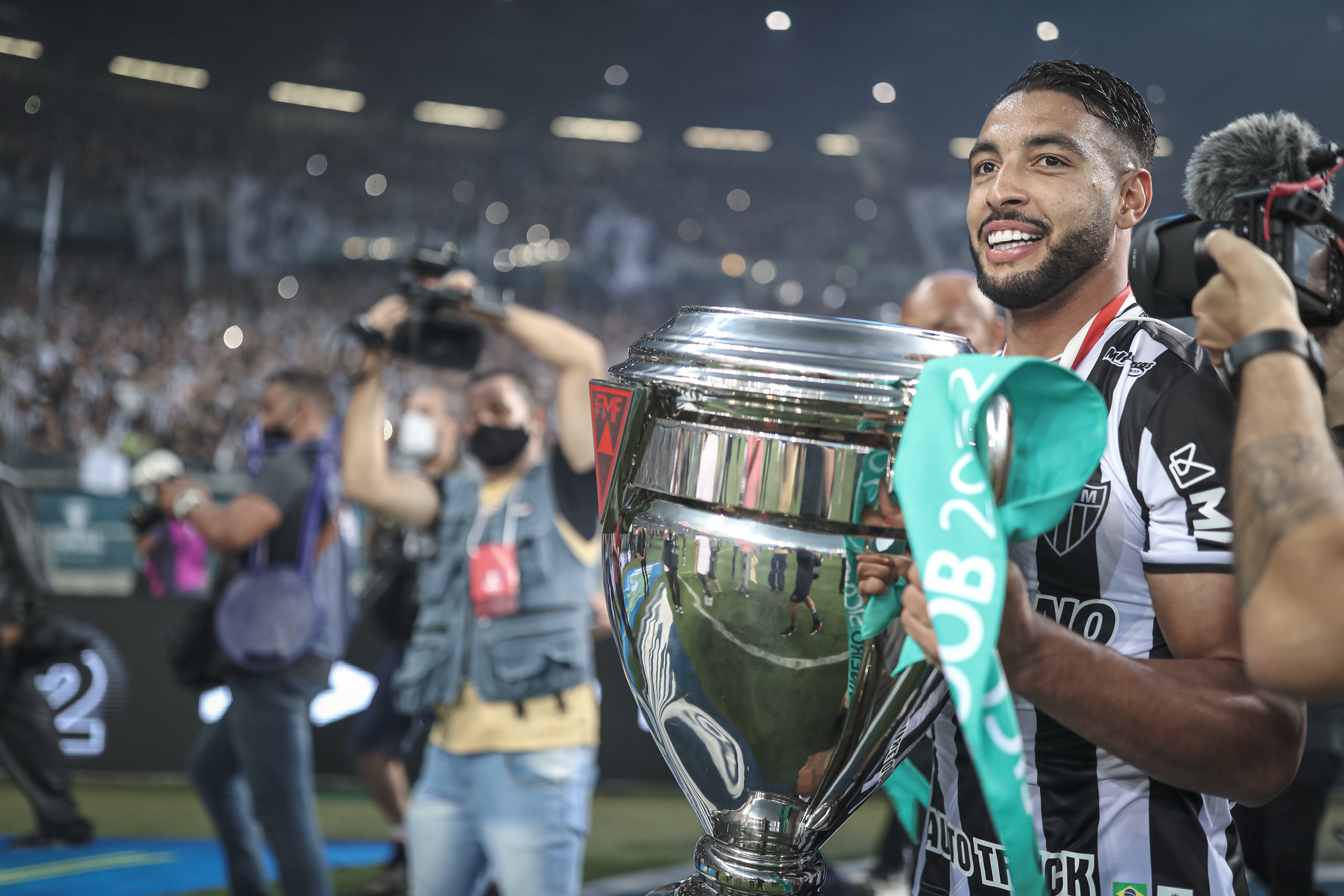 Ex-Atlético-MG, Nathan Silva vive auge no México, sonha em voltar ao Galo e exalta relação com Navas