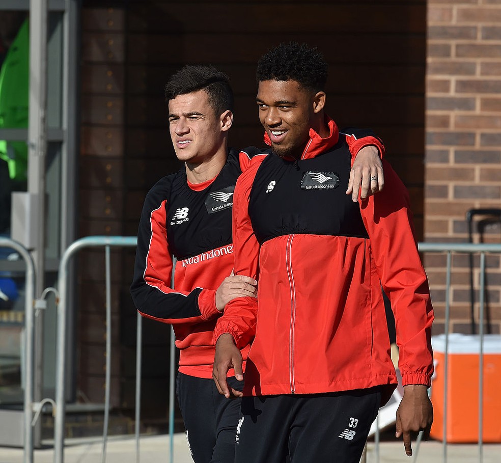 Philippe Coutinho e Ibe em treinamento no Liverpool — Foto: Getty Images