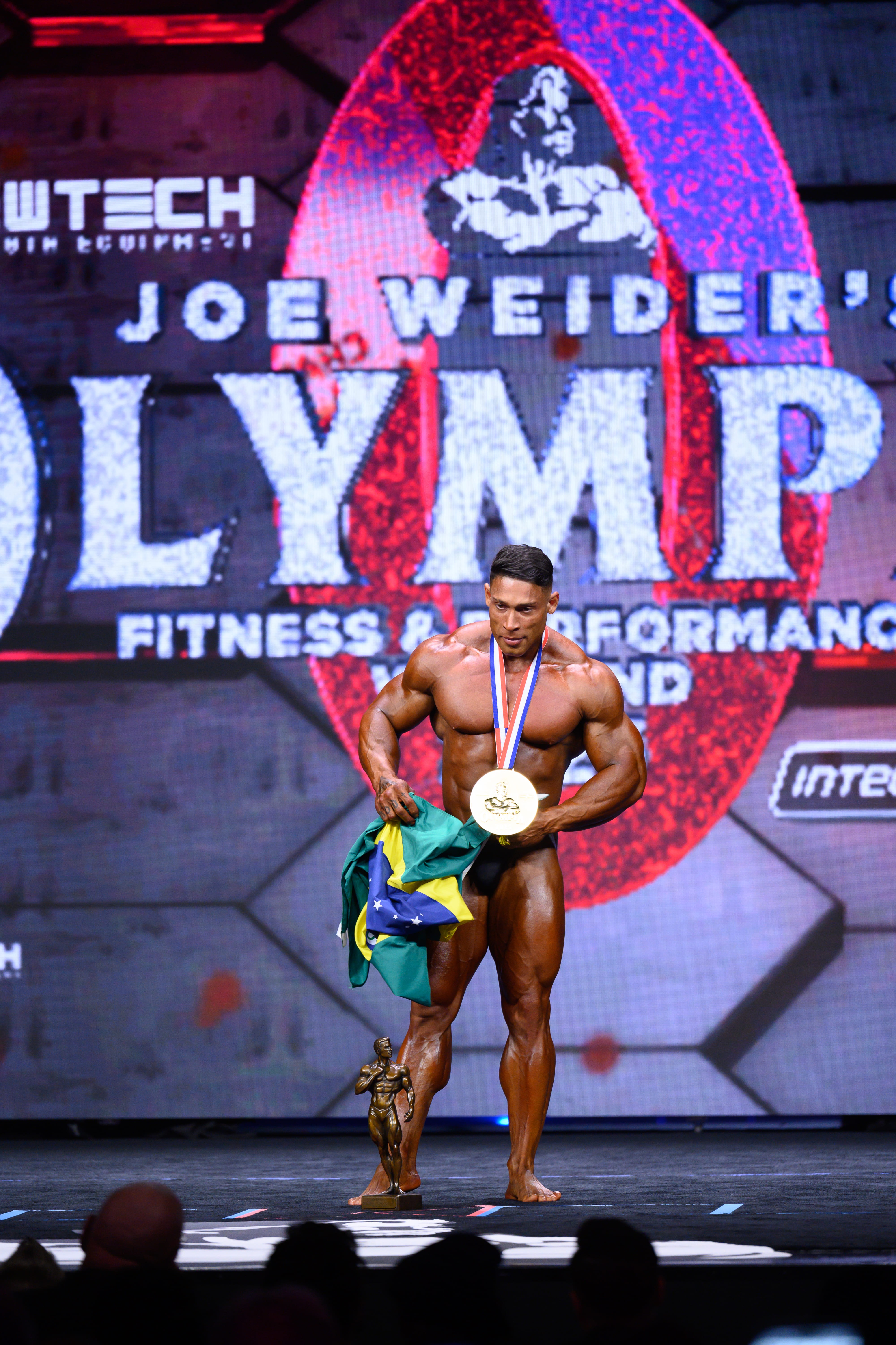 Mr. Olympia muda programação e coloca categoria de Ramon Dino como evento principal na sexta