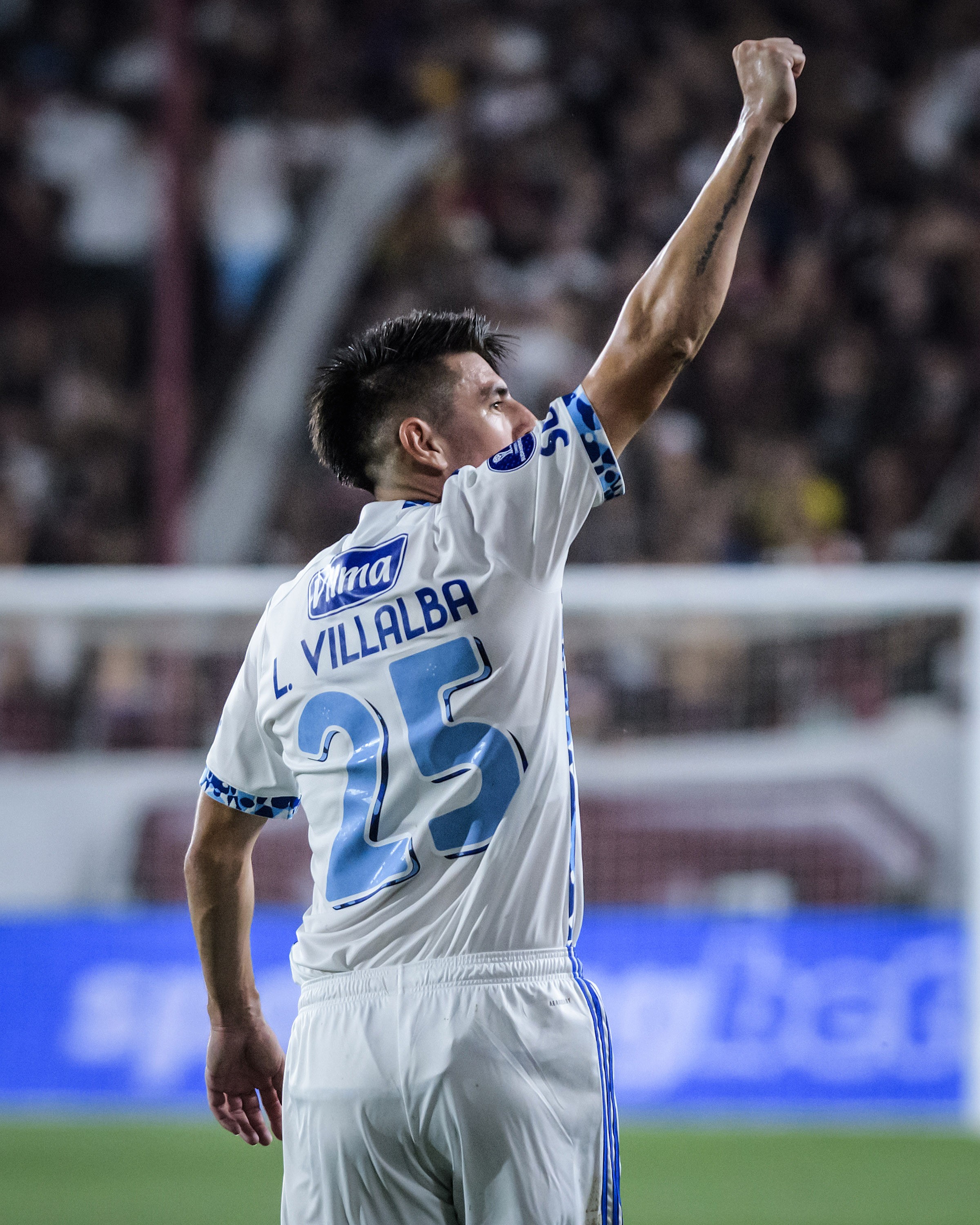 Cruzeiro anuncia a compra de Lucas Villalba