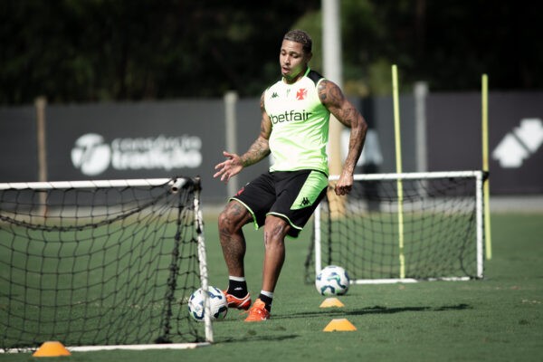 Reencontro no Vasco: há uma década, David marcou seu primeiro gol e ...