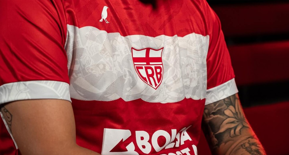 Nova camisa modelo 2 do CRB — Foto: Francisco Cedrim/ASCOM CRB