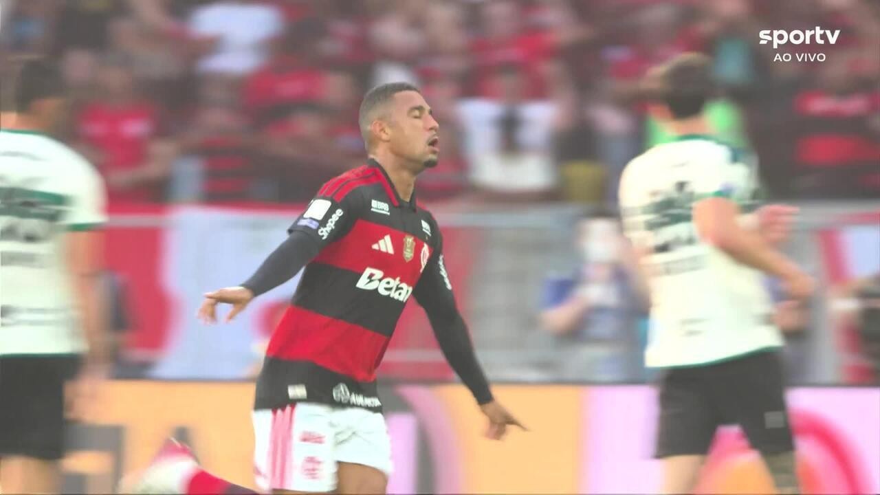 João Victor busca nova oportunidade no Flamengo sob a liderança de Leonardo Jardim