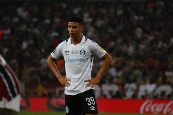 Saída de Gustavo Nunes do Grêmio está bem encaminhada, despedida iminente.