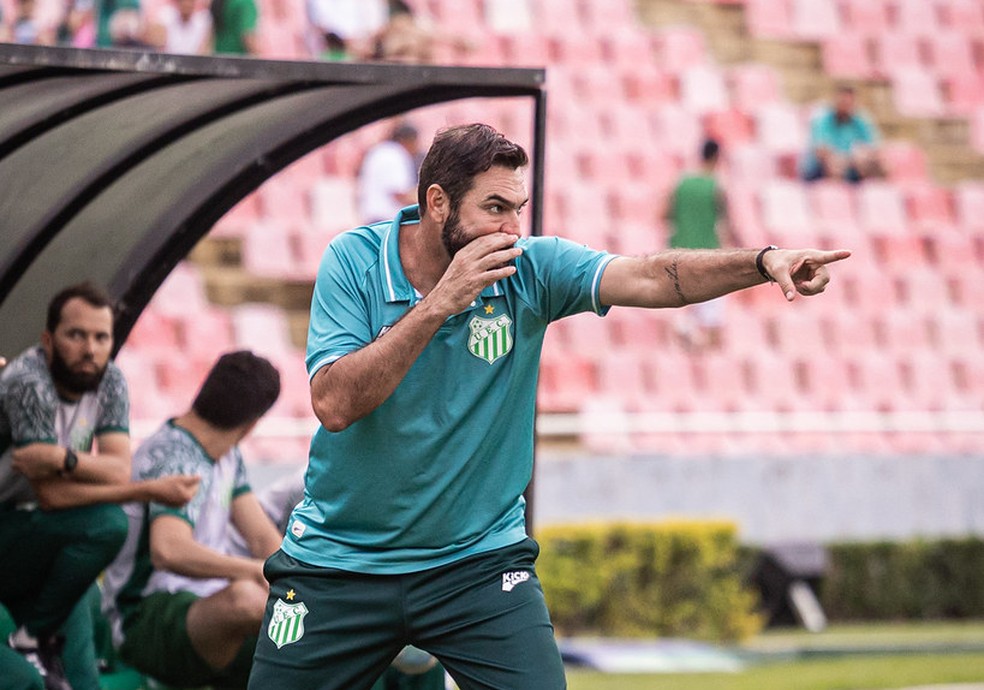 Danilo tem início promissor como treinador  — Foto: Giovanni Mendes/Uberlândia