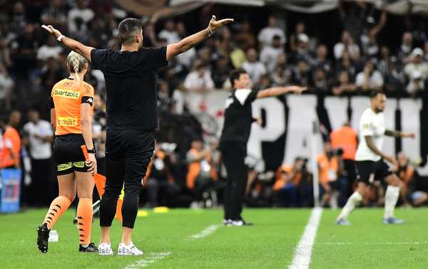 Corinthians corre risco de eliminação antecipada no Paulistão; confira classificação.