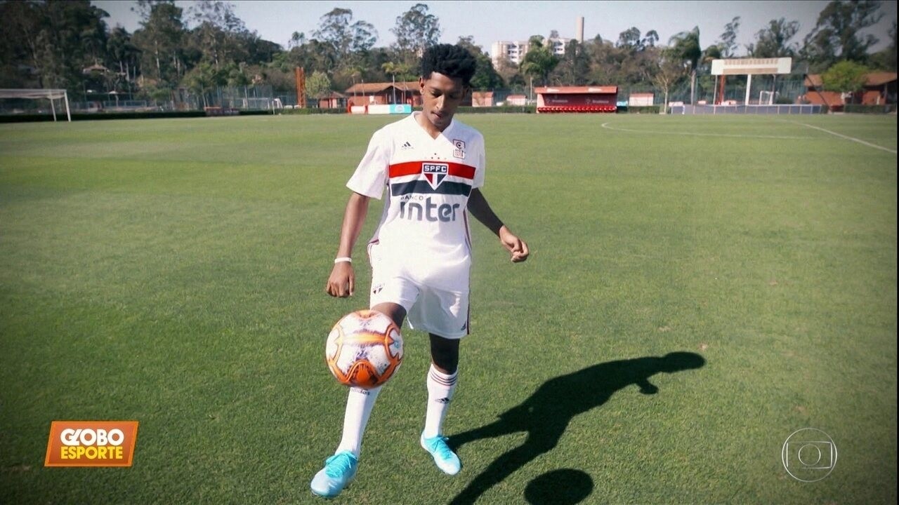 Ex-São Paulo que deixou a Ucrânia por medo da guerra acerta com clube de Israel