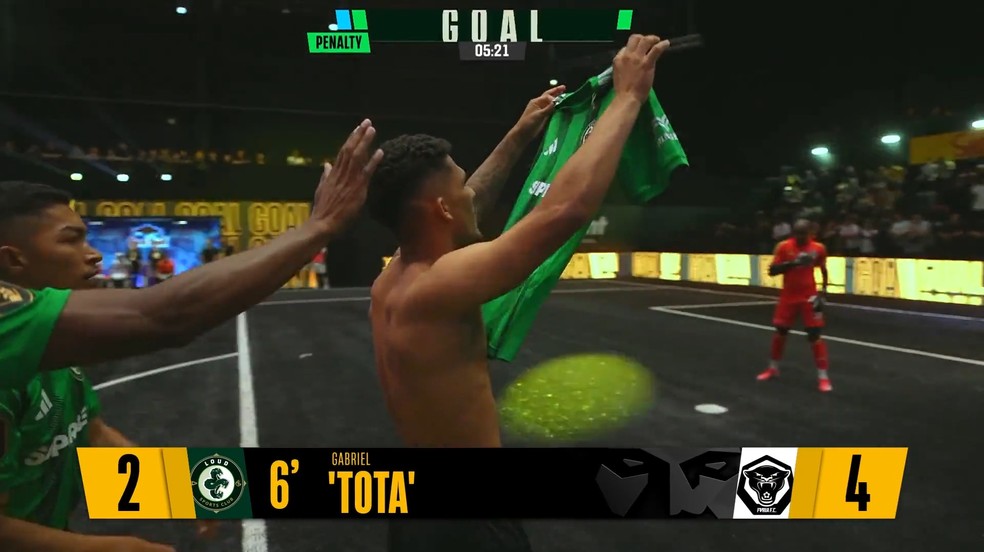 Gabriel Tota em ação na Kings League antes de retomar carreira no Pouso Alegre — Foto: Reprodução/Kings League