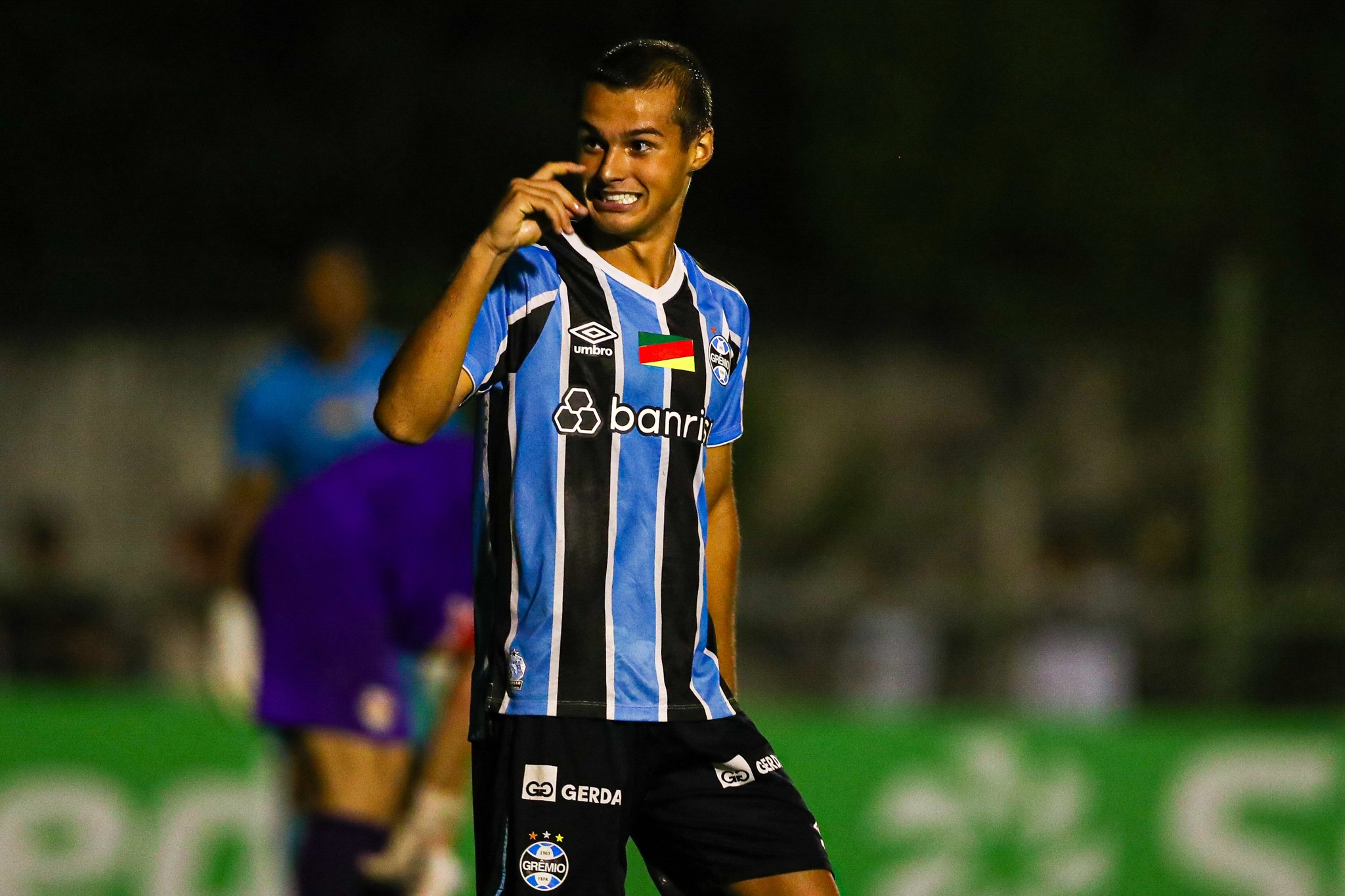 Volante do Brasil Sub-17 com aproveitamento perfeito em cobranças de pênalti